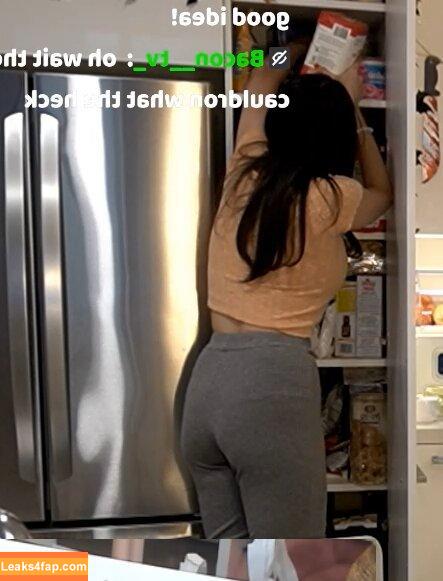 AriaSaki / simplyjustaria leaked photo photo #0411