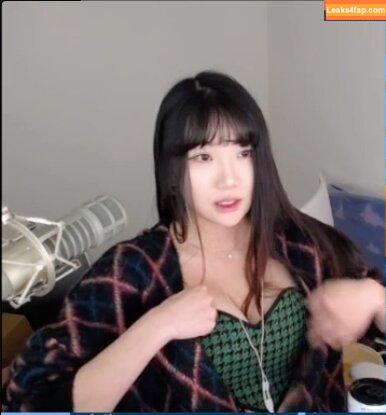 AriaSaki / simplyjustaria leaked photo photo #0580