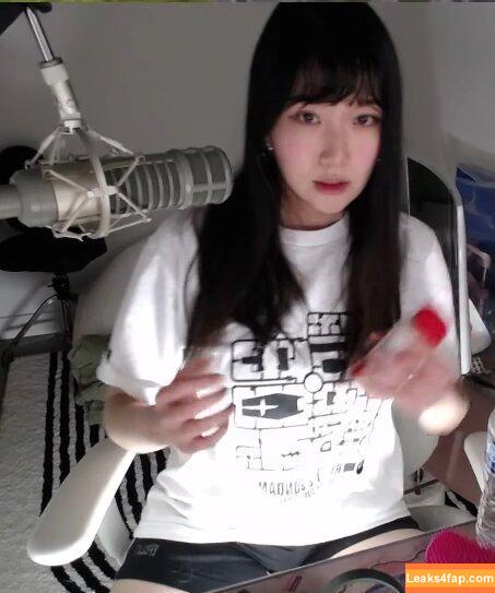 AriaSaki / https: / simplyjustaria leaked photo photo #0705