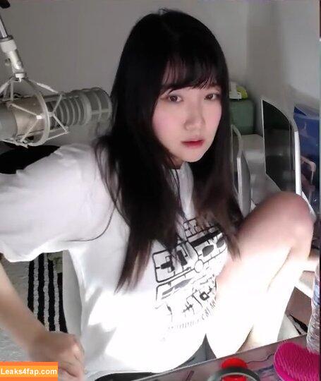 AriaSaki / https: / simplyjustaria leaked photo photo #0710