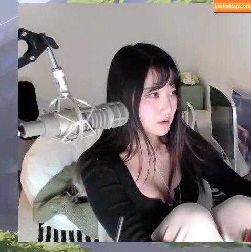 AriaSaki / https: / simplyjustaria leaked photo photo #0717