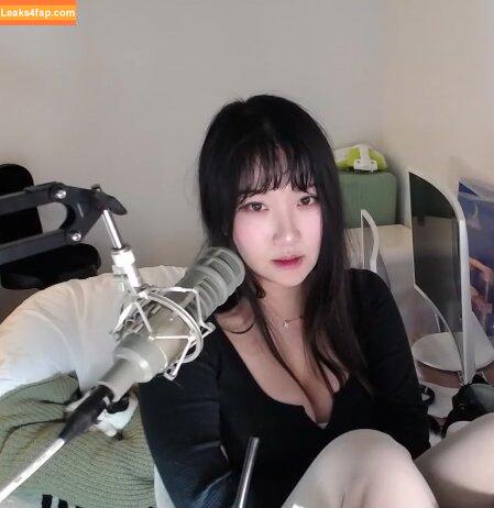 AriaSaki / https: / simplyjustaria leaked photo photo #0736