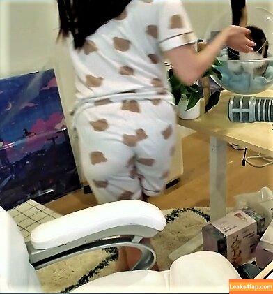 AriaSaki / https: / simplyjustaria leaked photo photo #0872