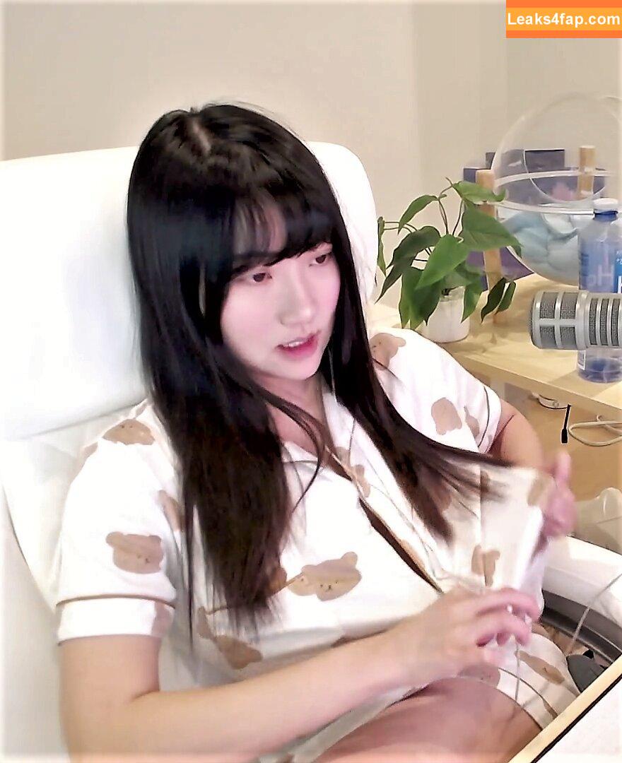 AriaSaki / https: / simplyjustaria leaked photo photo #0874