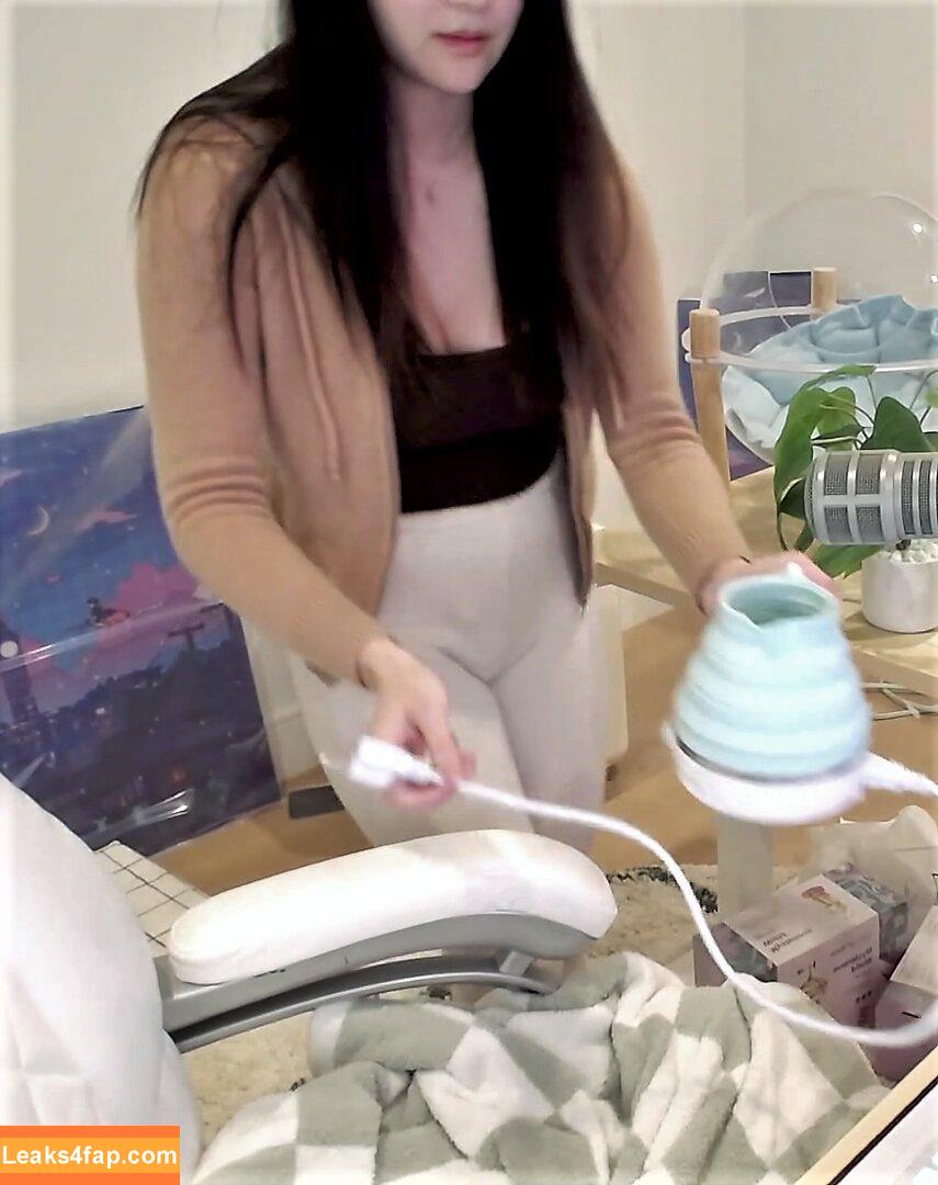 AriaSaki / https: / simplyjustaria leaked photo photo #0894