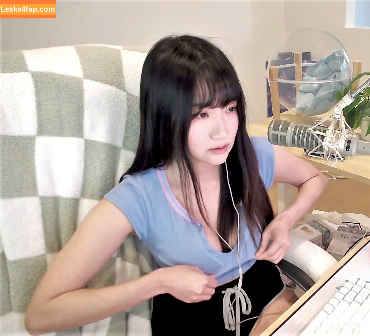 AriaSaki / https: / simplyjustaria leaked photo photo #0901