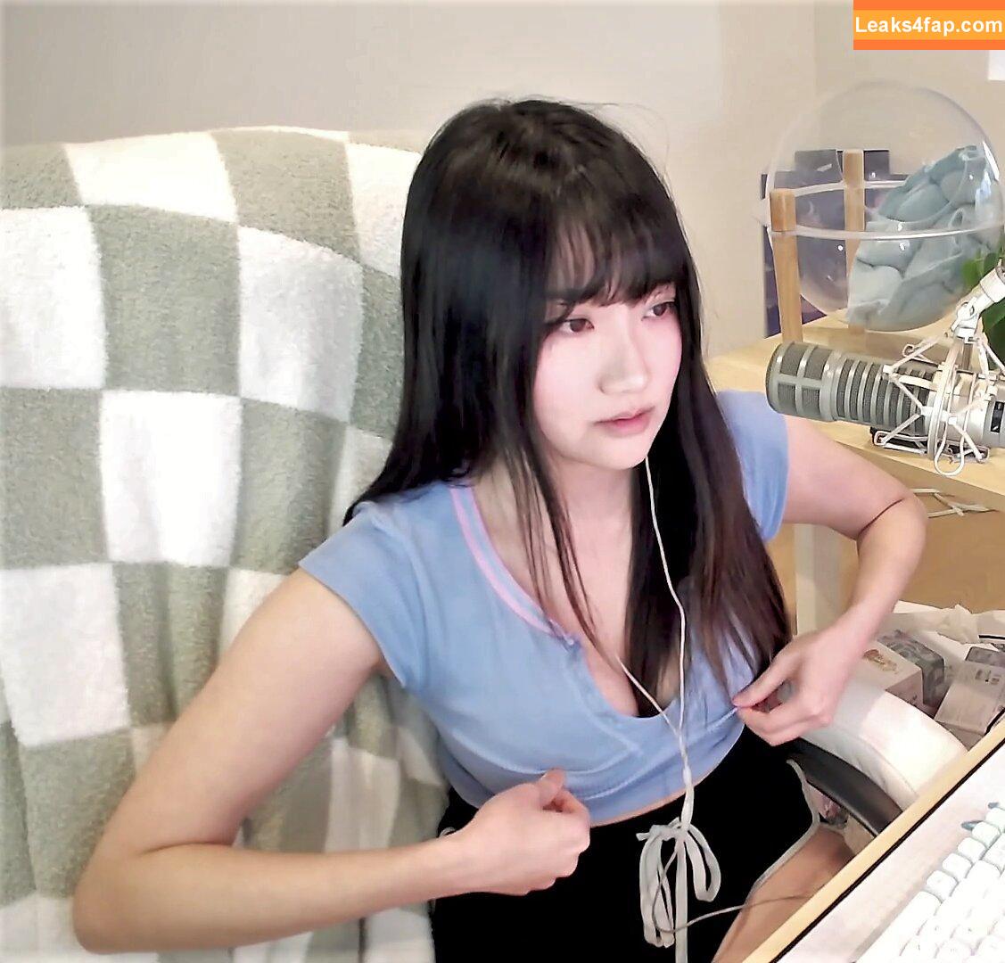 AriaSaki / https: / simplyjustaria leaked photo photo #0902