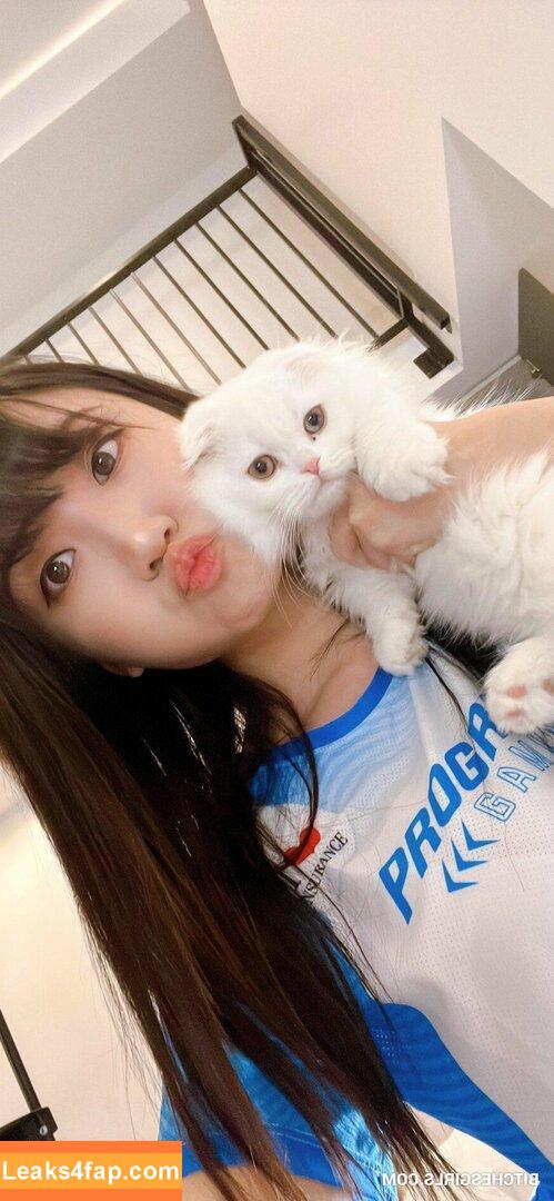 AriaSaki / https: / simplyjustaria leaked photo photo #0936