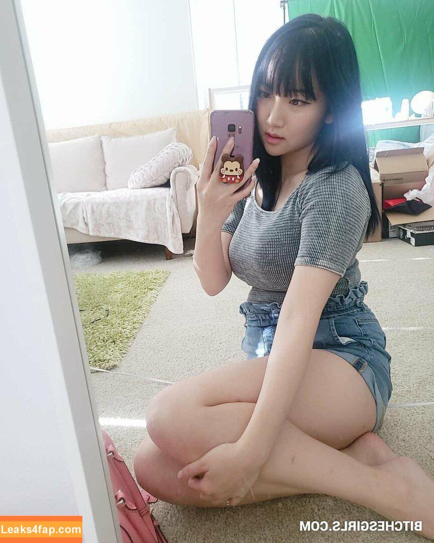 AriaSaki / https: / simplyjustaria leaked photo photo #0962