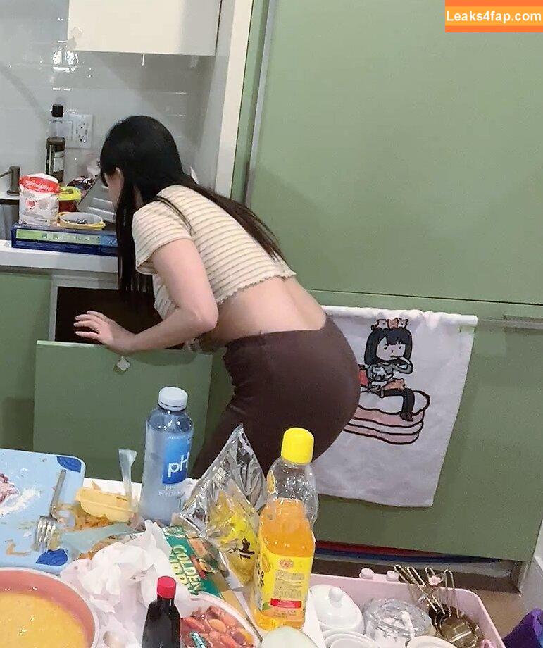 AriaSaki / https: / simplyjustaria leaked photo photo #1009