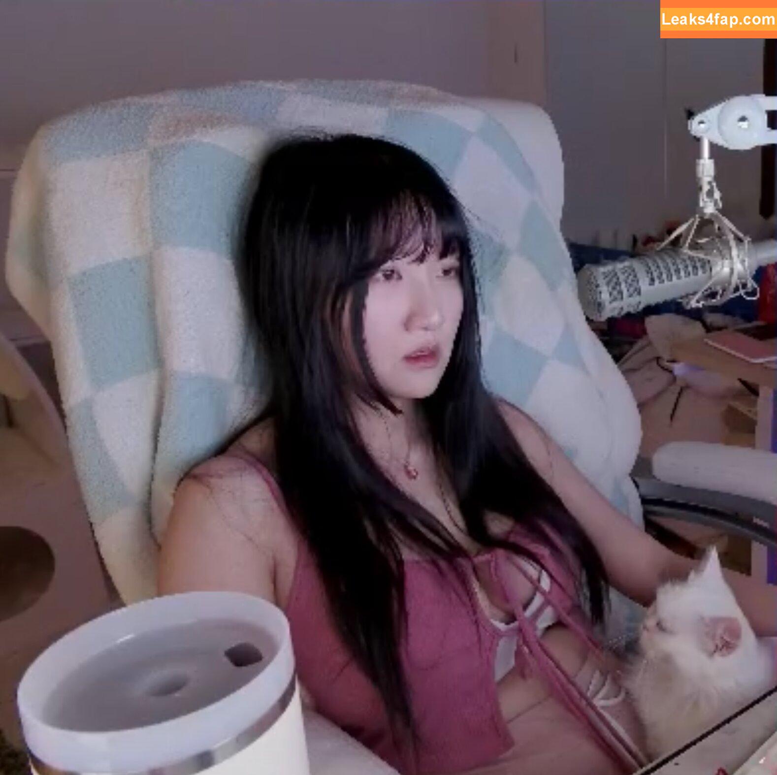 AriaSaki / simplyjustaria leaked photo photo #1304