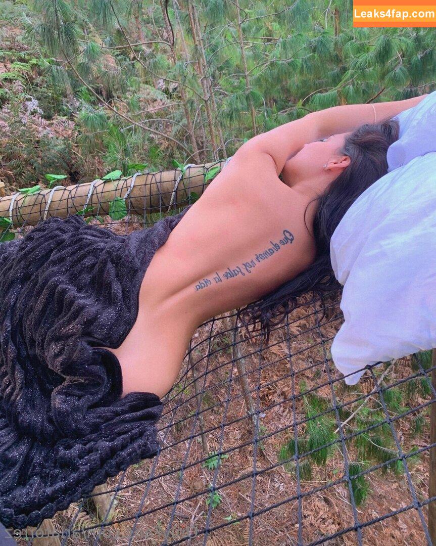 ariatorrez /  leaked photo photo #0006