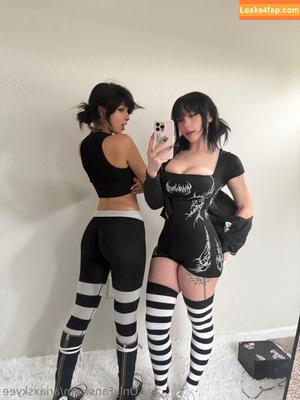 ariaxskyee photo #0046