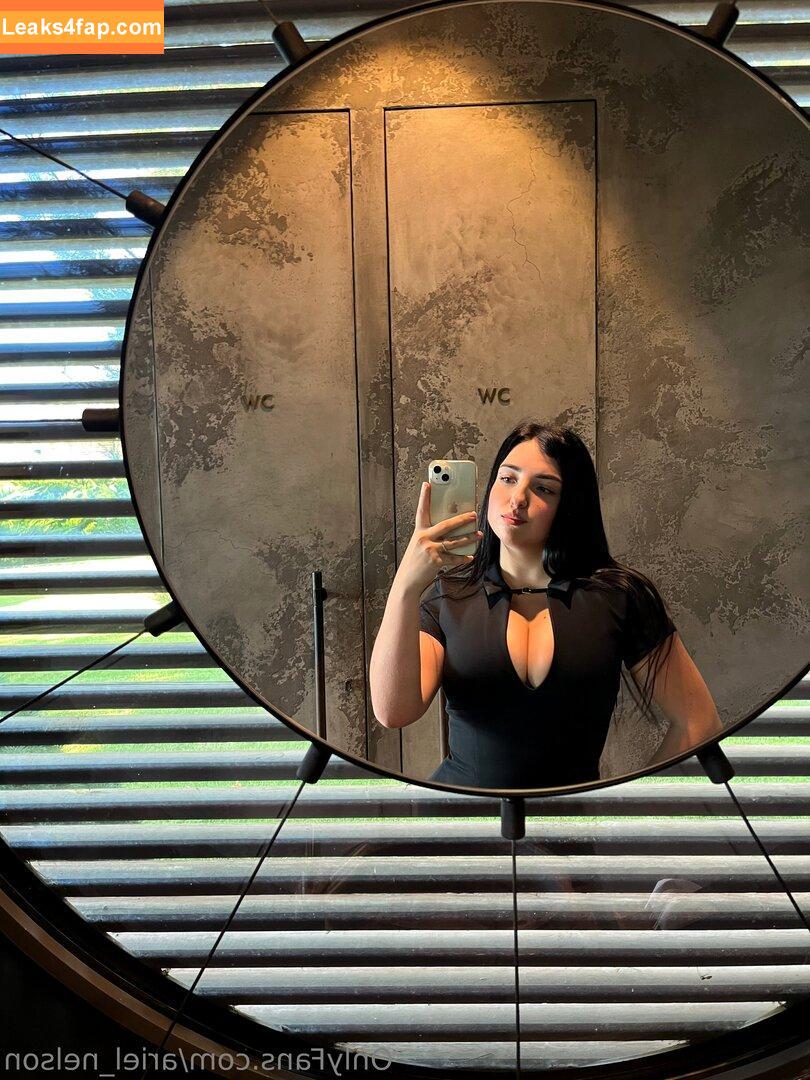 ariel_nelson /  leaked photo photo #0043