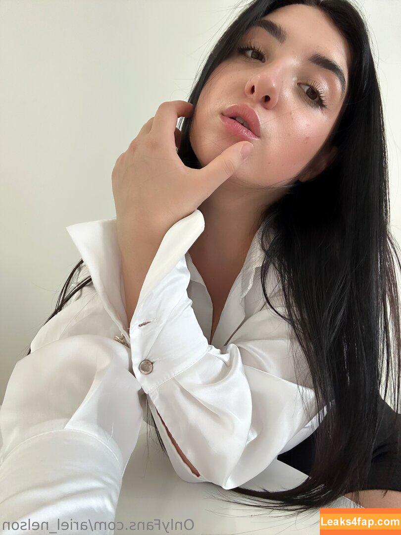ariel_nelson /  leaked photo photo #0052
