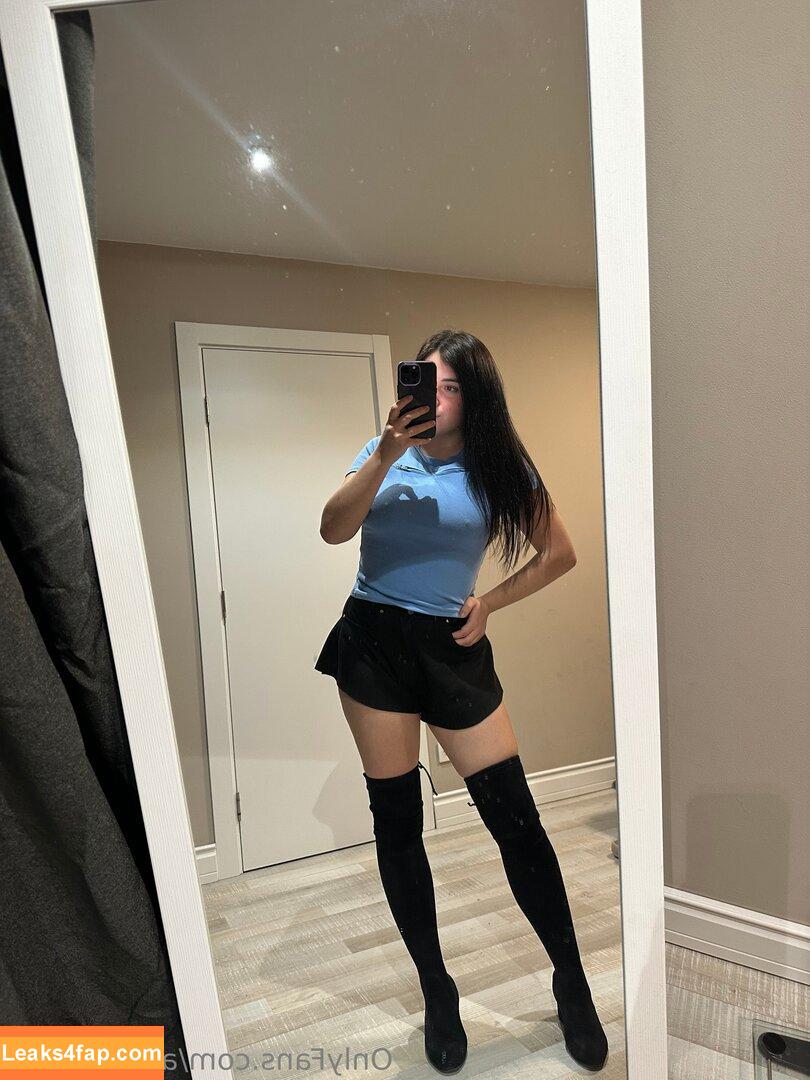 ariel_nelson /  leaked photo photo #0073