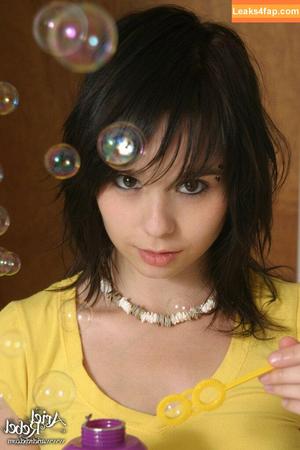 Ariel Rebel photo #0134