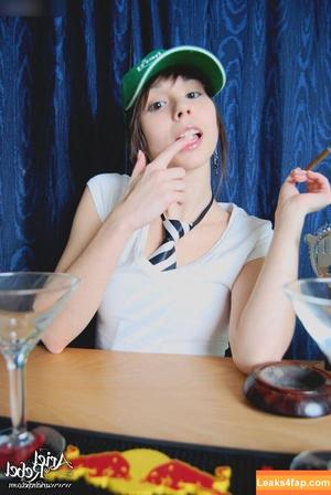 Ariel Rebel photo #0787