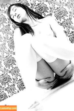 Ariel Rebel photo #0861