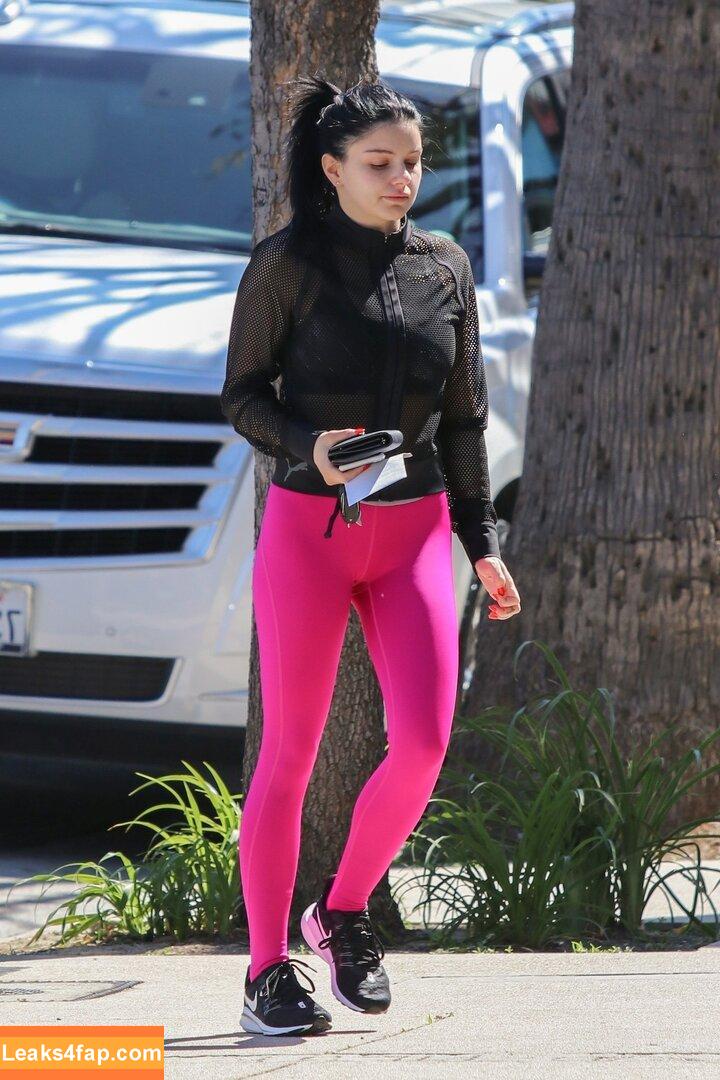 Ariel Winter / arielwinter leaked photo photo #0551