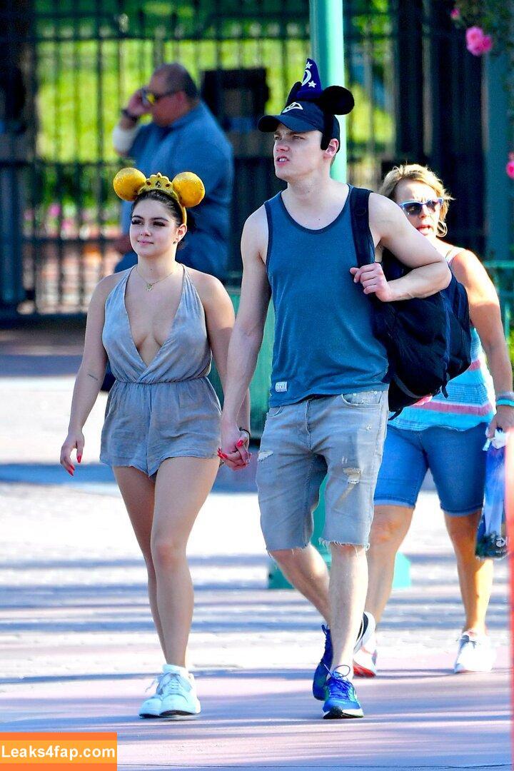 Ariel Winter / arielwinter leaked photo photo #0882