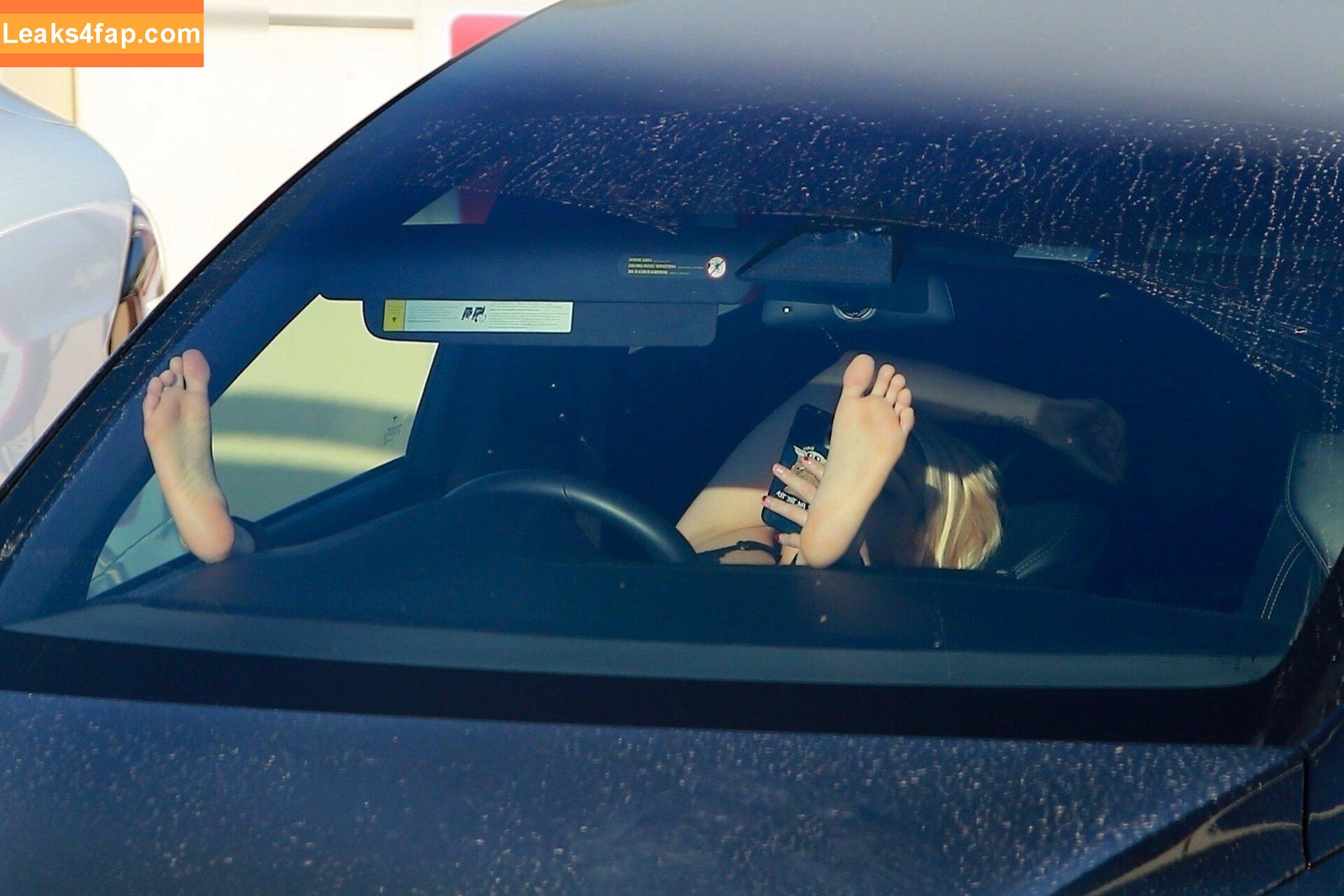 Ariel Winter / https: leaked photo photo #0973