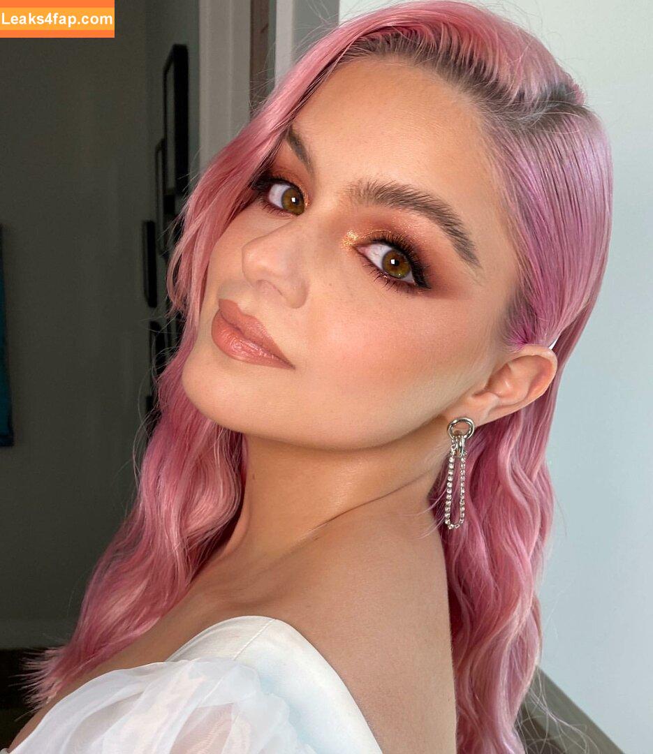 Ariel Winter / https: слитое фото фото #0982
