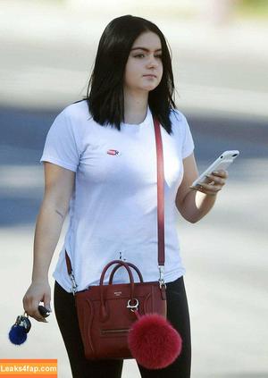 Ariel Winter photo #0647