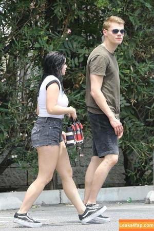 Ariel Winter photo #0675