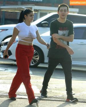 Ariel Winter photo #0837