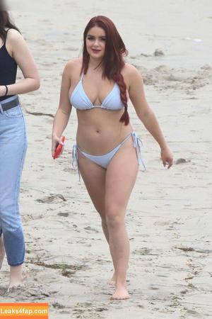 Ariel Winter photo #0990