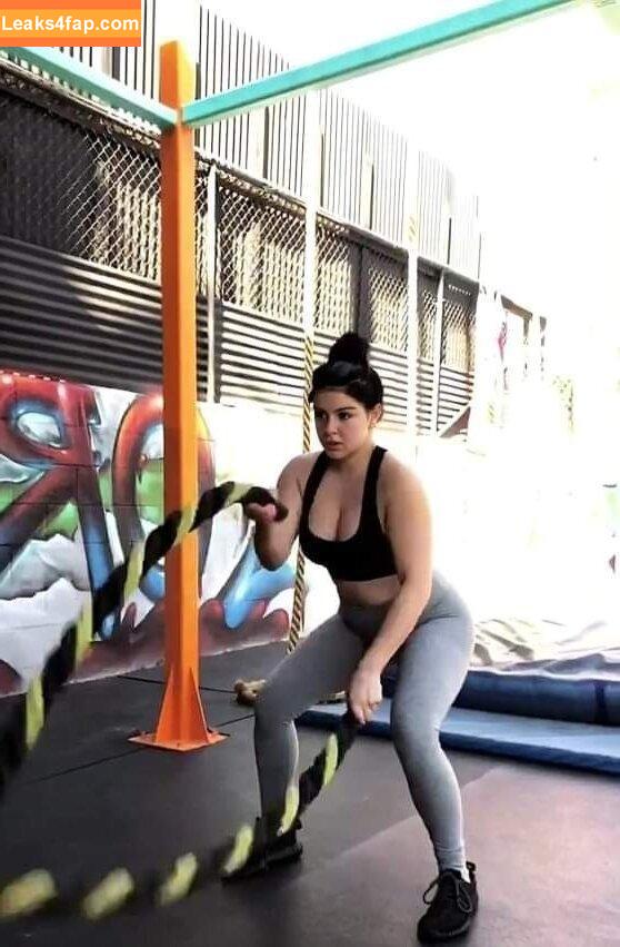 Ariel Winter / arielwinter leaked photo photo #1183