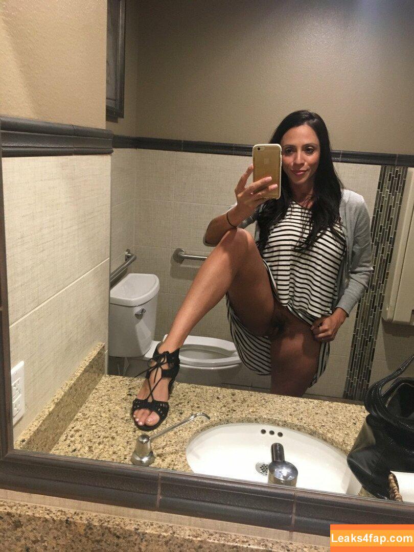 Ariella Ferrera / ariellaferrera / ariellaferreraofficial leaked photo photo #0123
