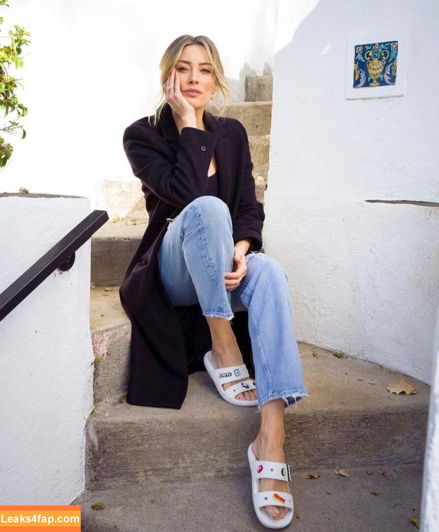 Arielle Vandenberg /  leaked photo photo #0068