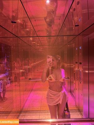 AriGameplays photo #0415