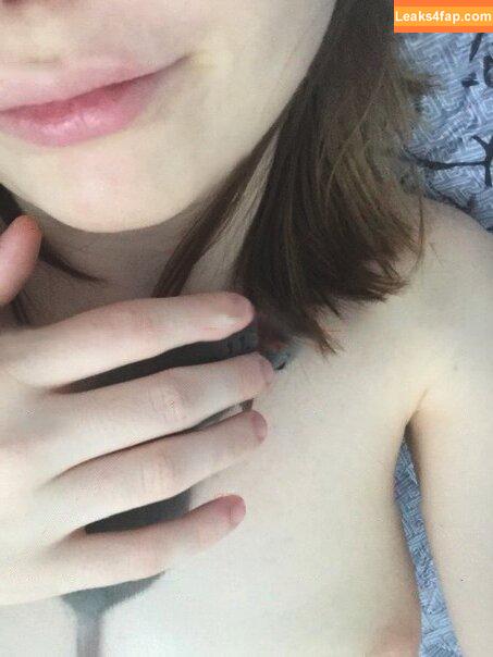 Arina Berdnikova / Ahrinyan / nyasharisha leaked photo photo #0005