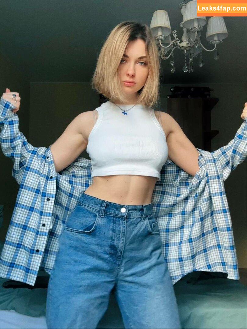 Arina Berdnikova / Ahrinyan / nyasharisha leaked photo photo #0054