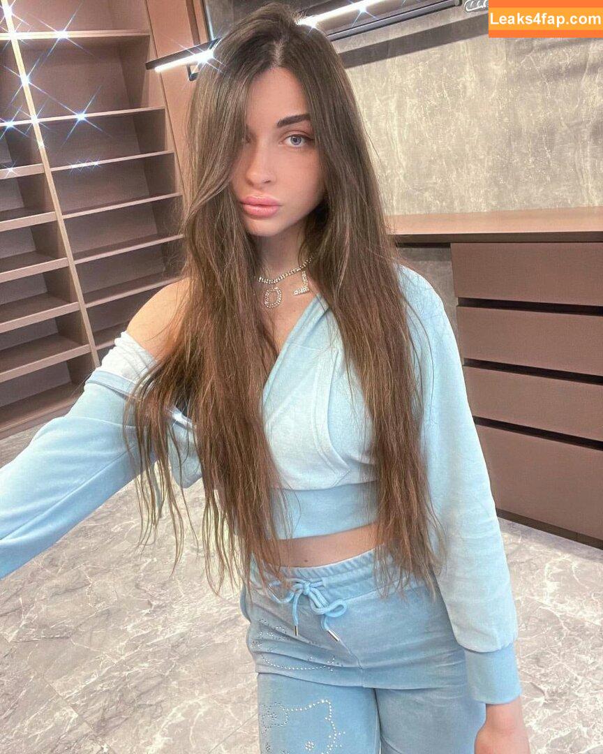 Arina Berdnikova / Ahrinyan / nyasharisha leaked photo photo #0087