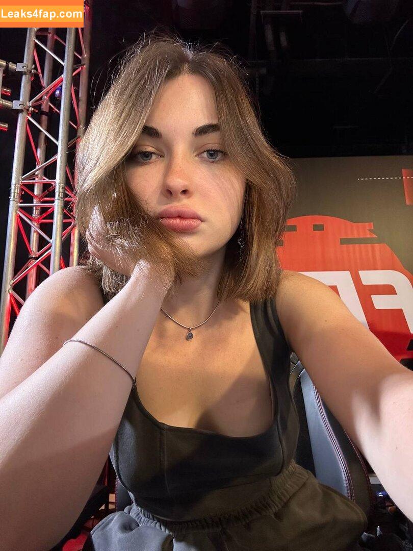 Arina Berdnikova / Ahrinyan / nyasharisha leaked photo photo #0130