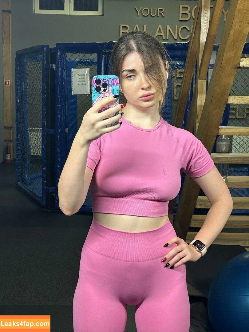 Arina Berdnikova / Ahrinyan / nyasharisha leaked photo photo #0194