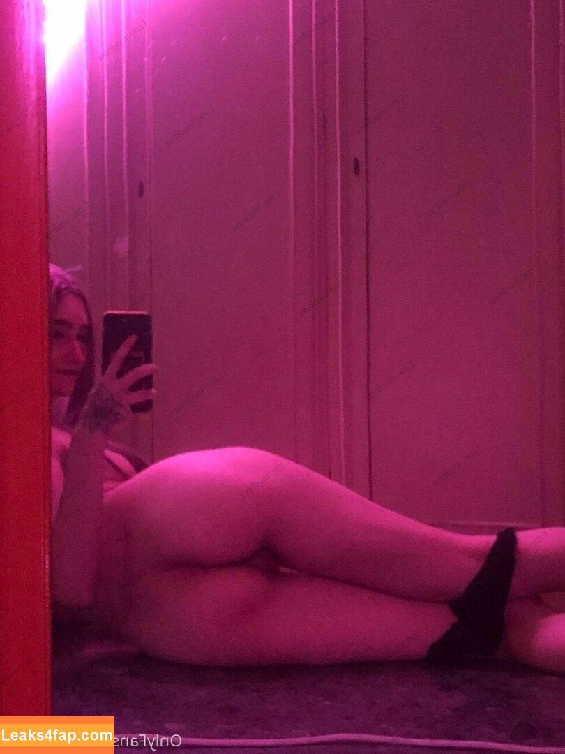 arina_gp /  leaked photo photo #0031