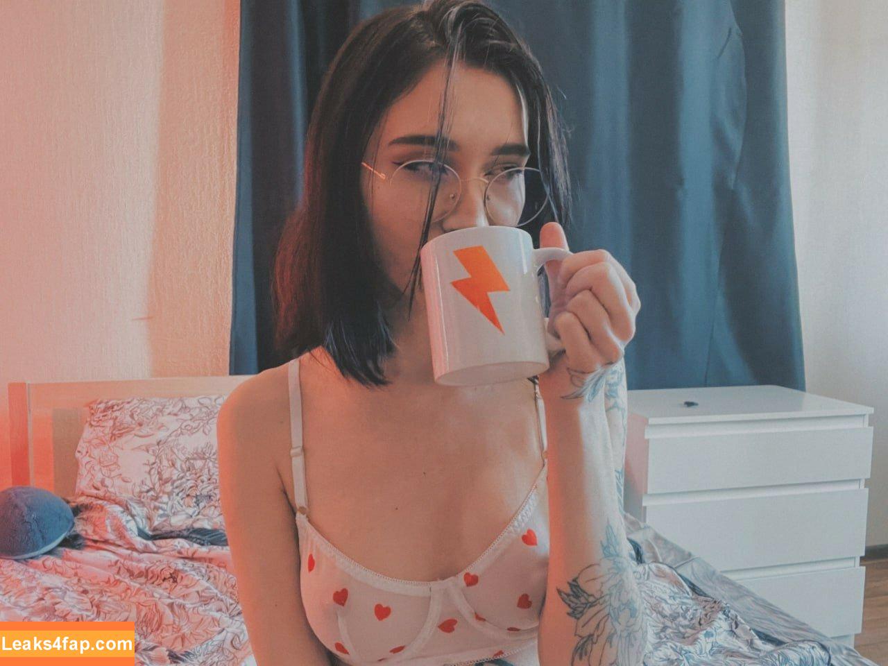 arina_gp /  слитое фото фото #0636