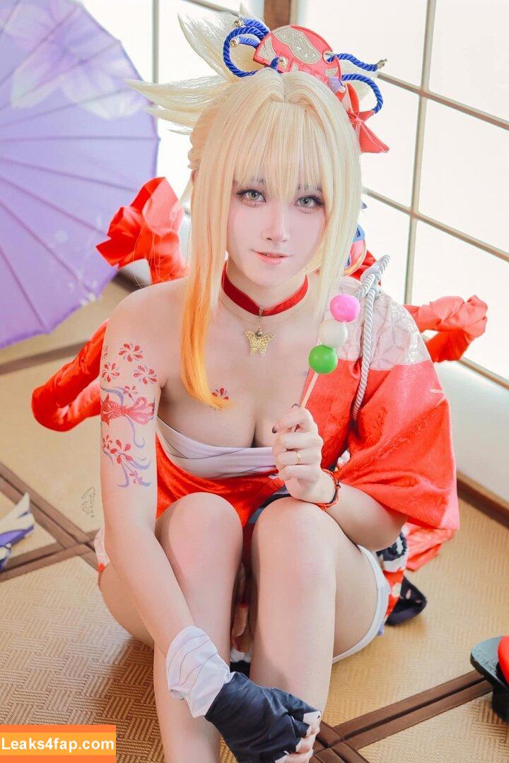 Arisa Cosplay / 小月亮 leaked photo photo #0080