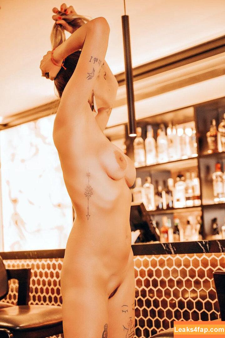 Aritana Maroni / Aritanamaroni / aritanamaronioficial leaked photo photo #0178