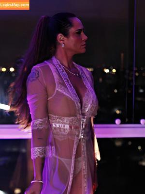 Aritana Maroni photo #0185