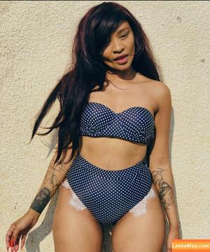 Arrie Cakes photo #0030