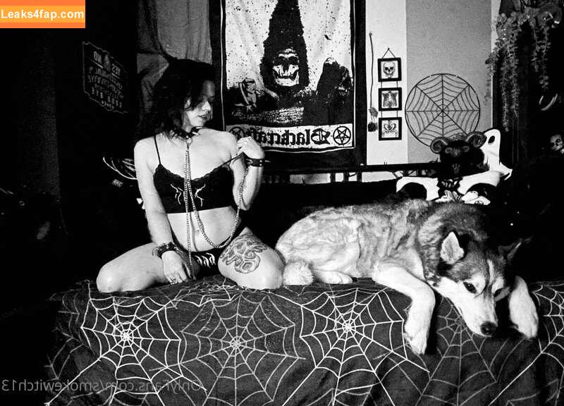 Artemis / artemispyre / https: / real_artemis / smokewitch13 leaked photo photo #0112