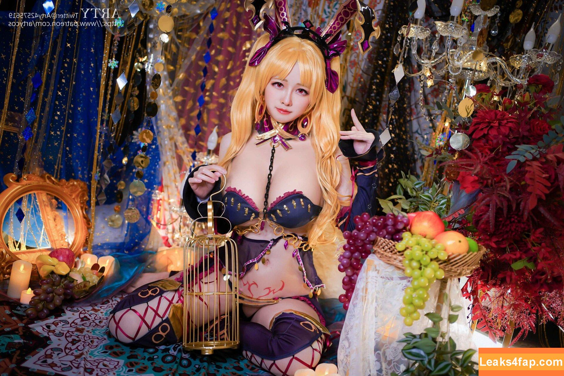 Arty Huang / arty42575619 / arty__huang / arty_cospley / artycos / huang_arty слитое фото фото #0083