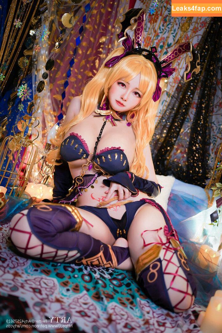 Arty Huang / arty42575619 / arty__huang / arty_cospley / artycos / huang_arty слитое фото фото #0096