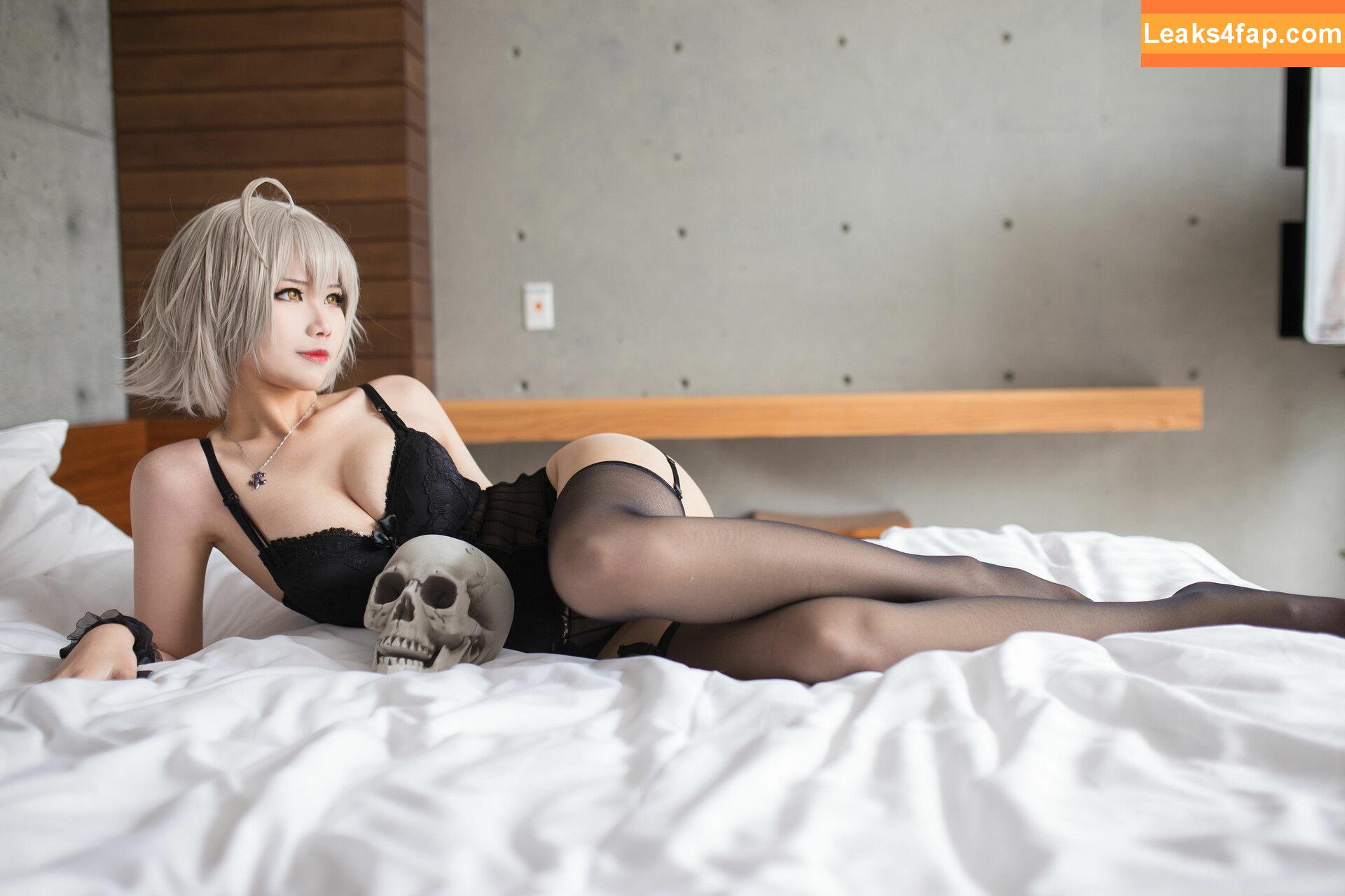 Arty Huang / arty__huang / artycos / https: слитое фото фото #0144